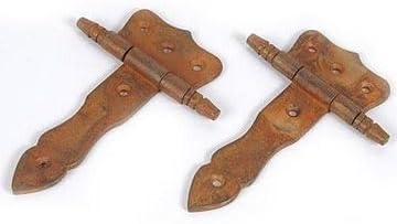 5-Inch Rustic Iron Strap Hinge with Finials
