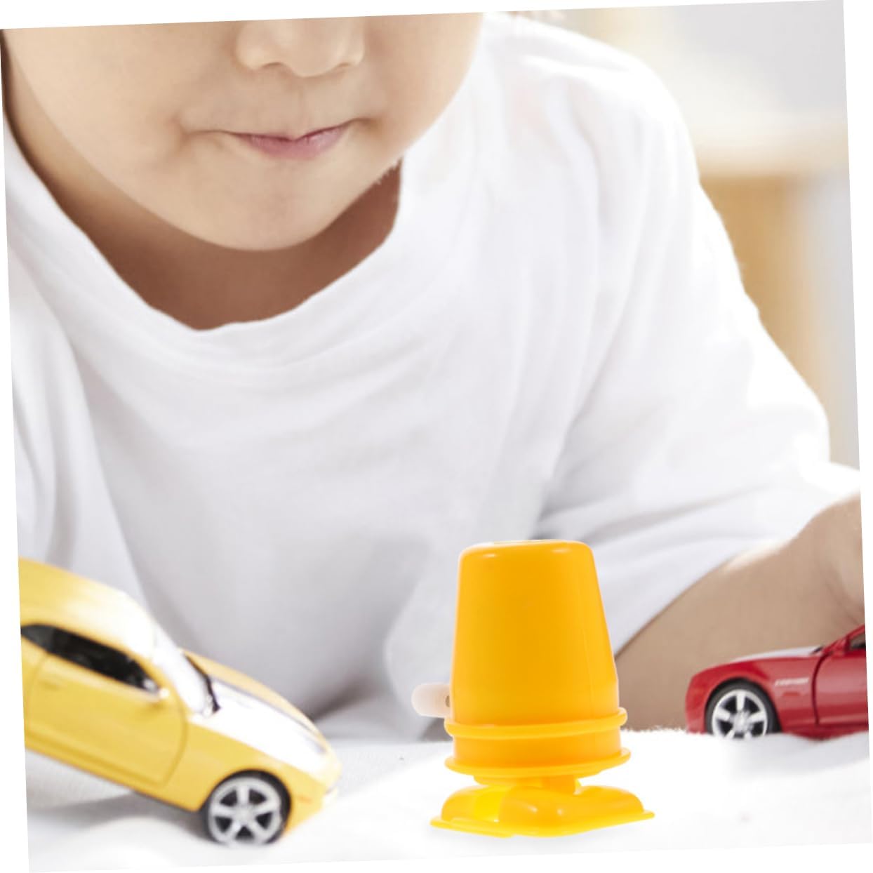 Hohopeti Wind-Up Toy MovementEight-Piece Plastic Clock Accessories for Kids