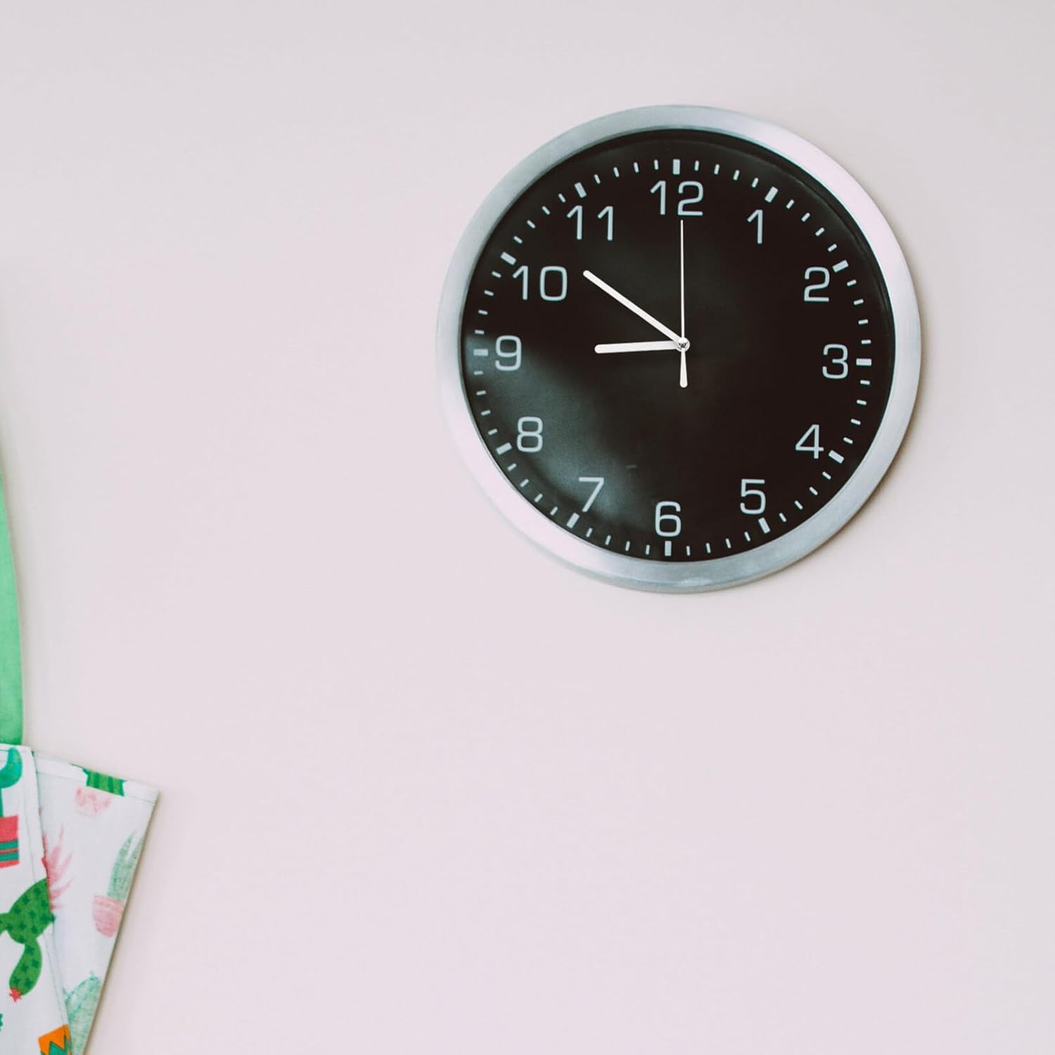 Sturdy Plastic Clock Movement Replacement for Wall Clocks