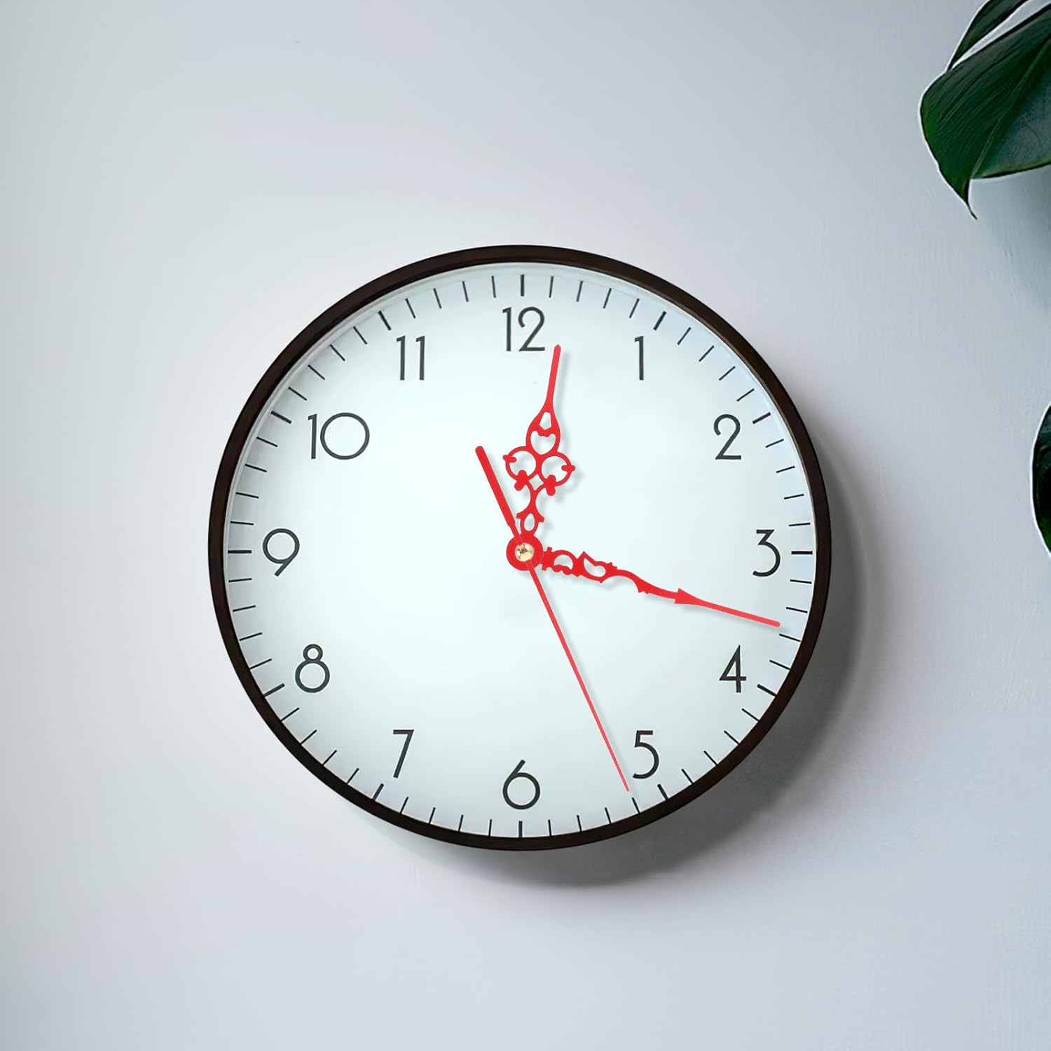 Uonlytech Red DIY Wind-Up Clock Personalize Your Style