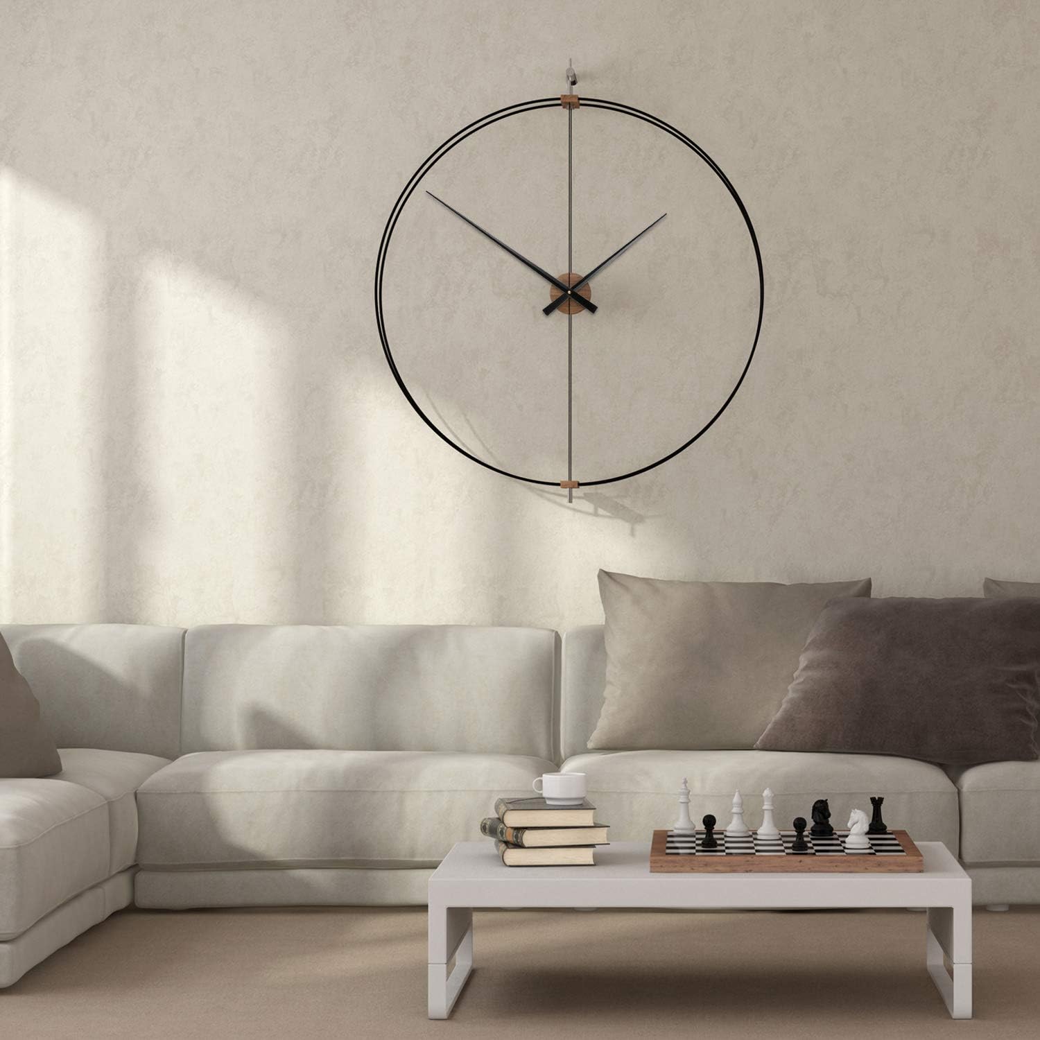 High Torque Clock Movement with Long Hands Invariant
