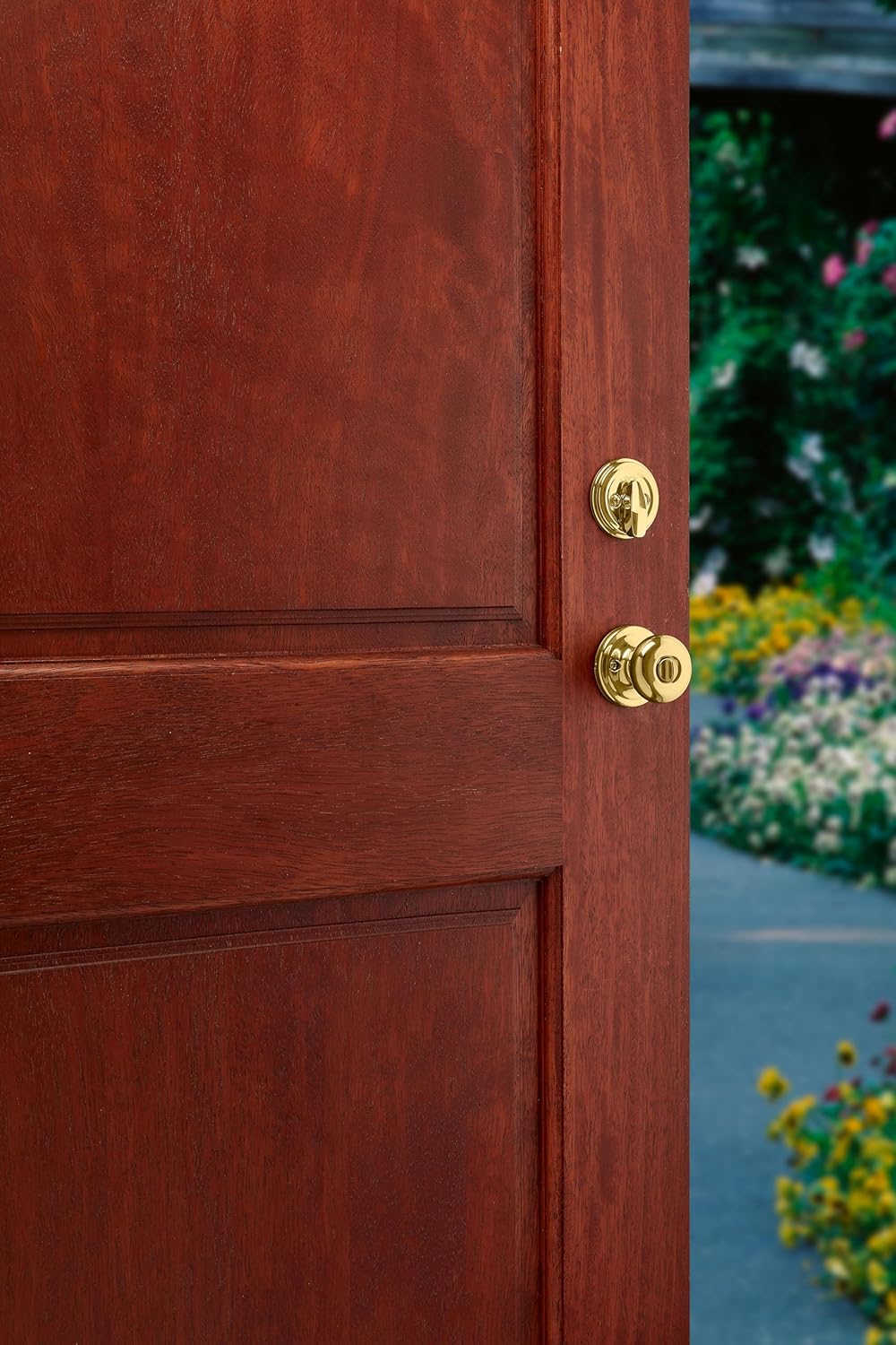 Elevate Your Front Doors Security with Kwikset Montara SmartKey Set